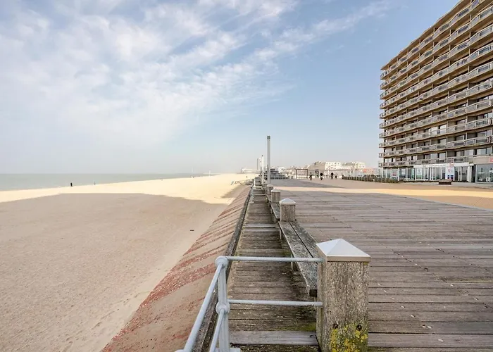 Beachfront Skyline Retreat Apartment Ostend
