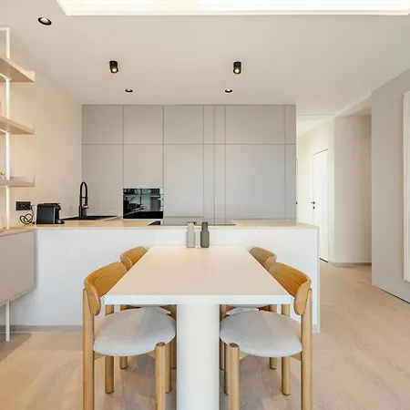 דירה Beachfront Skyline Retreat *
